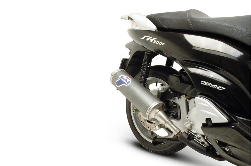 HONDA SH300 – CARBON LOOK SLIP ON 2