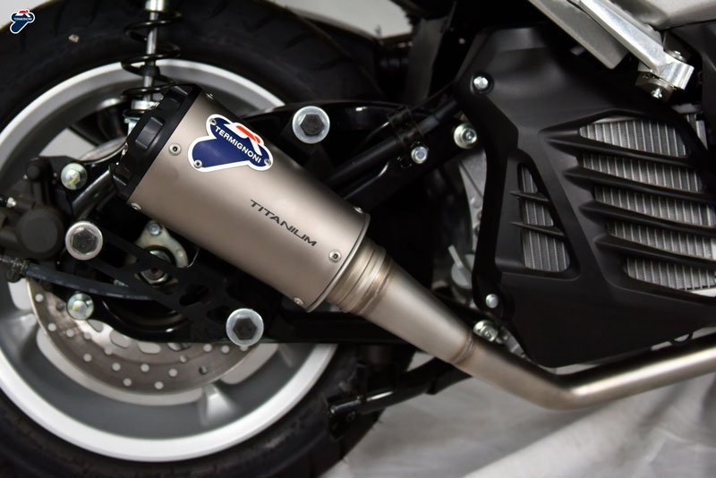 YAMAHA N-MAX 125-155 – SLIP ON SO02 GP2R – RHT+COLLECTOR 5