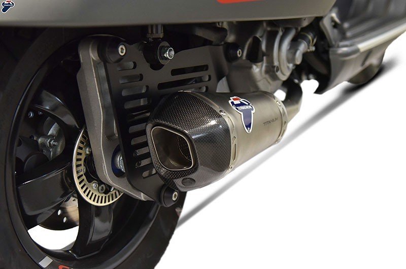 VESPA GTS 250/300 FULL COLLECTOR suitable with slip on series 4